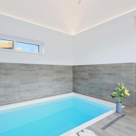 Cozy Home In Lembruch-Duemmer See With Sauna 외부 사진