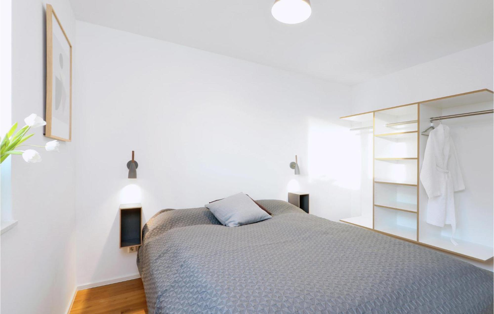 Cozy Home In Lembruch-Duemmer See With Sauna 외부 사진