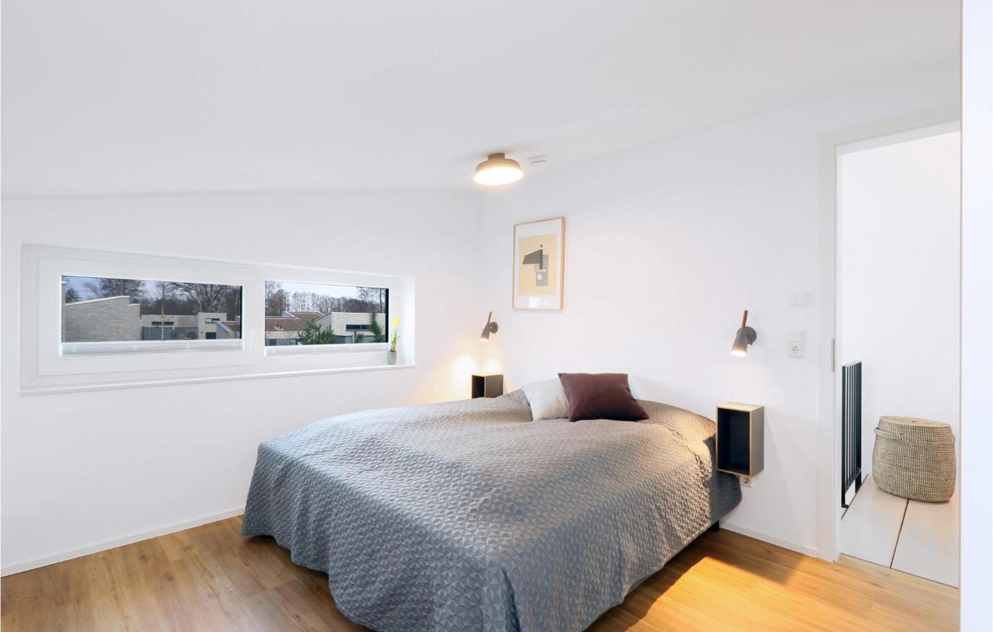 Cozy Home In Lembruch-Duemmer See With Sauna 외부 사진